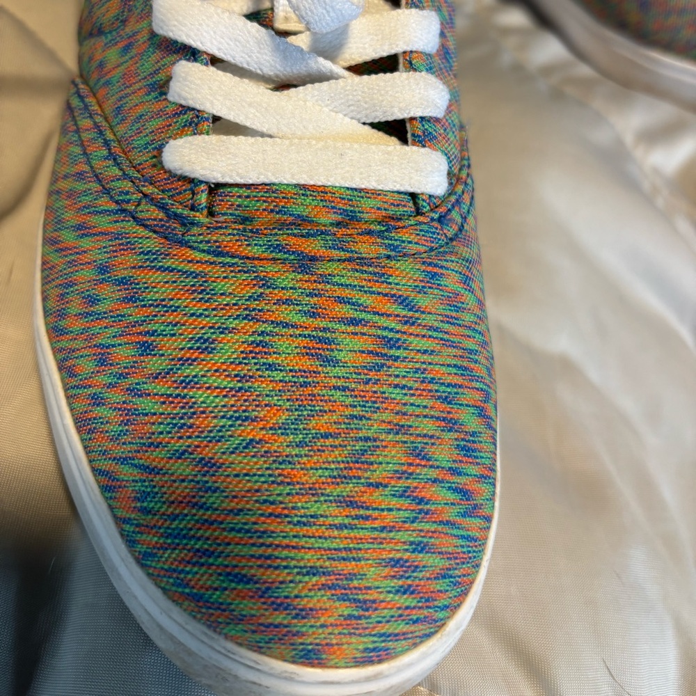 Nike Solar Check women’s size 8, worn one time - Picture 2 of 5